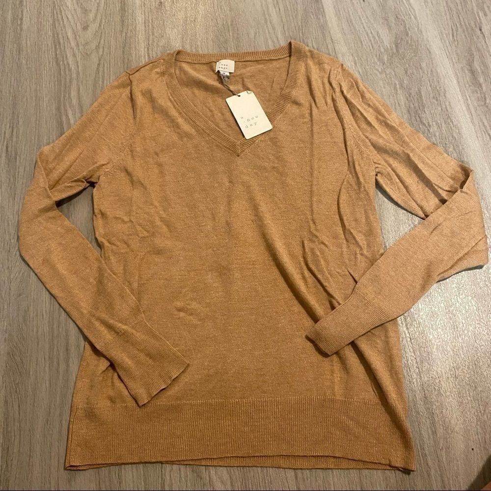 NWT A New Day tan long sleeve v neck shirt medium